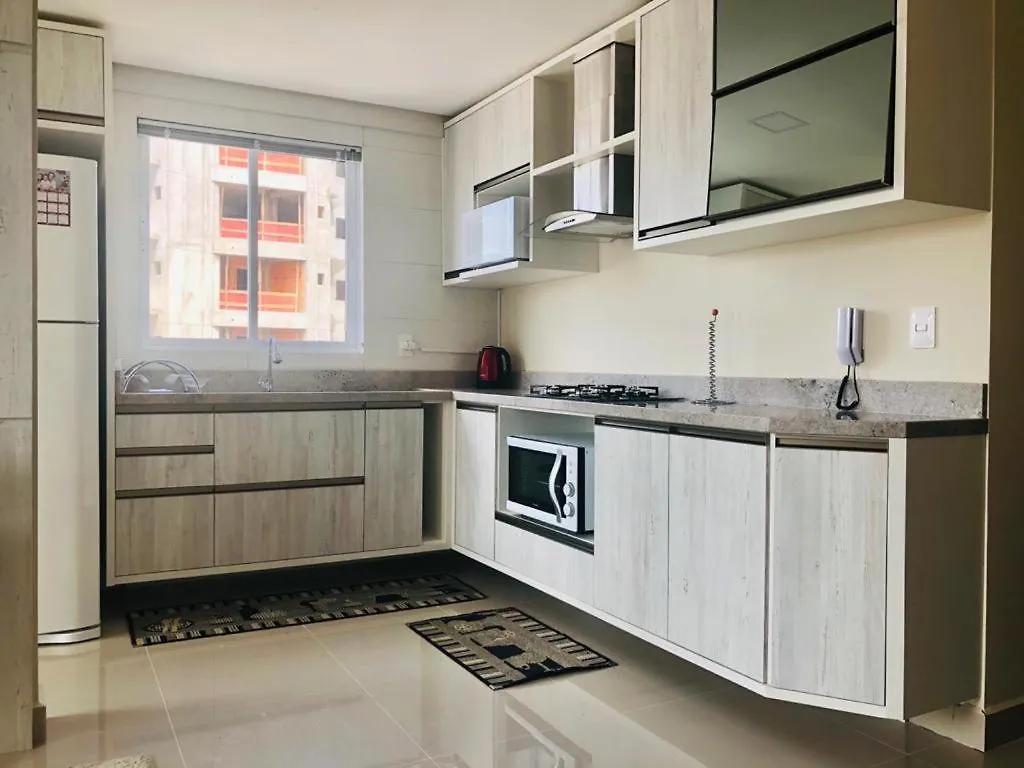 Apartamento Itapema, A 10 Minutos Do Mar Meiapraia